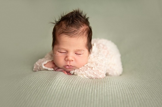 Newborn Baby Girl Lea
